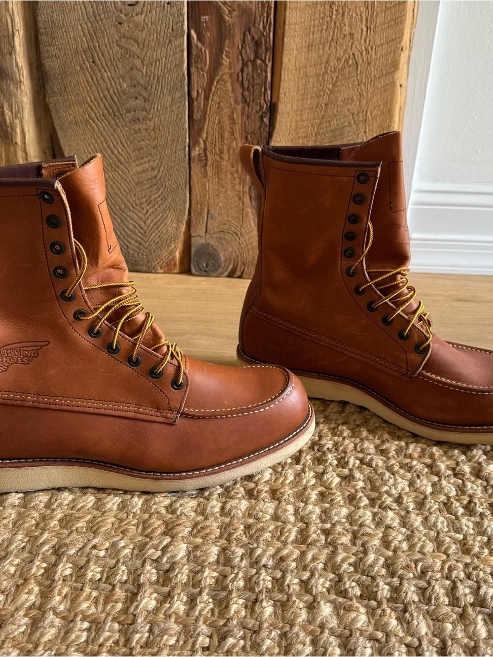 Men's Brown Leather Moc Toe Work Boots - Classic Lace-Up